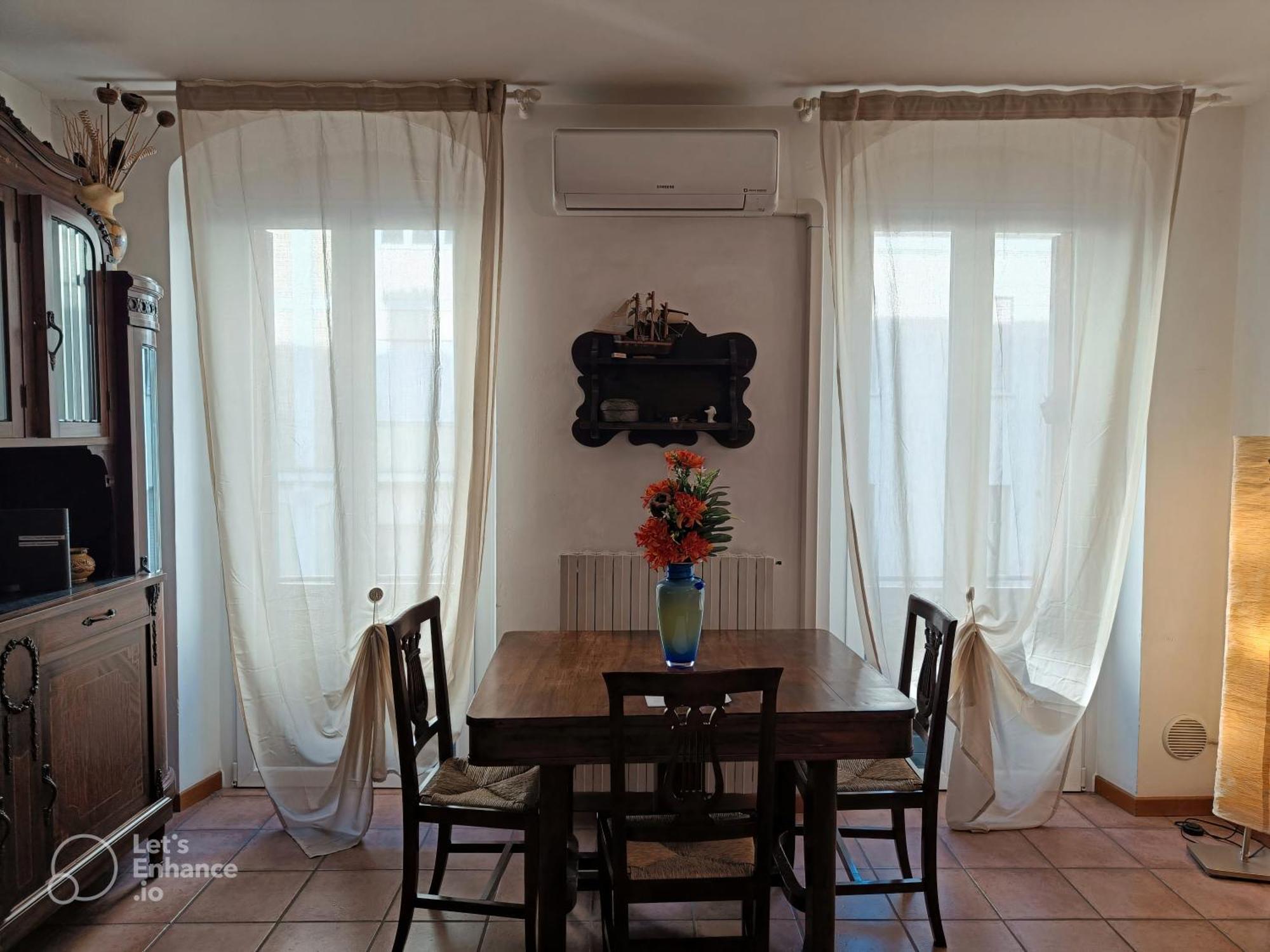 Timeless Home Deluxe Smart Cinema Suite With Netflix & Disney Parma Exterior foto